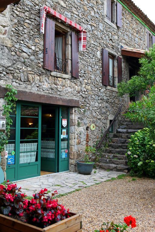 Logis Auberge Du Peras Saint-Jean-du-Gard Bagian luar foto