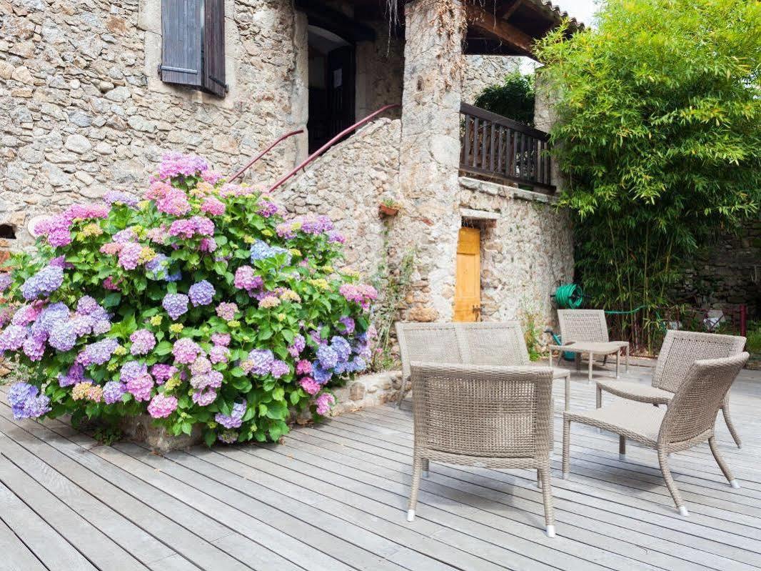 Logis Auberge Du Peras Saint-Jean-du-Gard Bagian luar foto